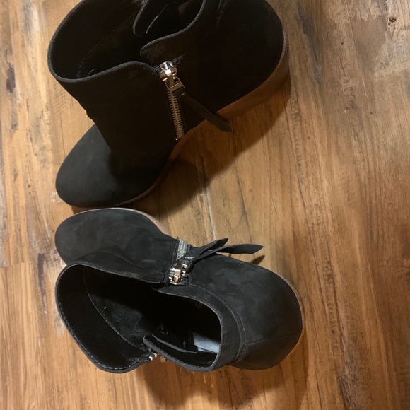 Sam Edelman black booties - Picture 4 of 5